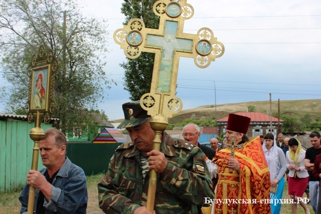 Погода елшанка первая бузулукский. Елшанка первая Бузулукский район храм. Село Березовка Бузулукский район. Бузулукская епархия новый храм. Село Елшанка первая Бузулукского района.