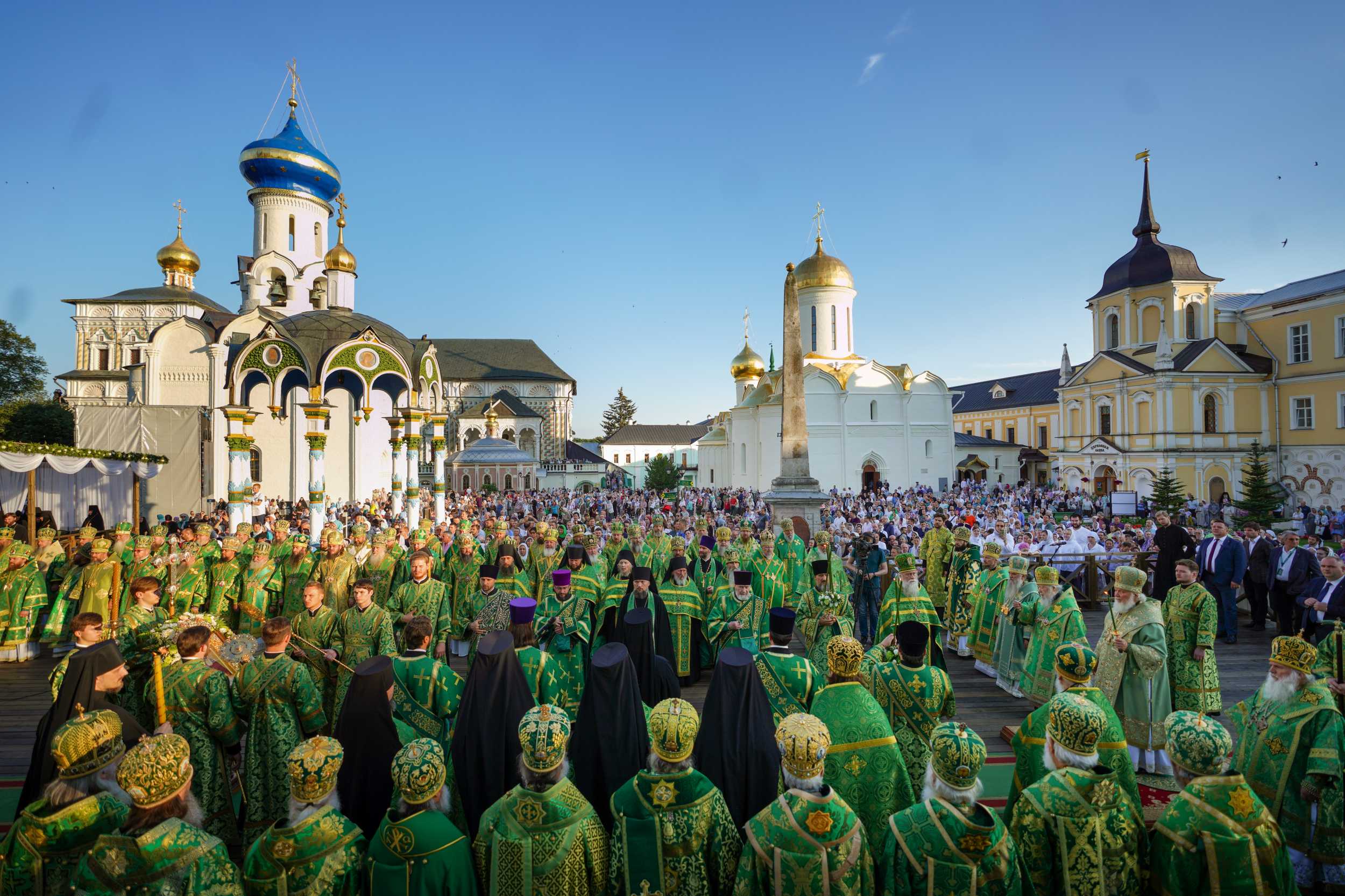 Купола церкви Радонежский