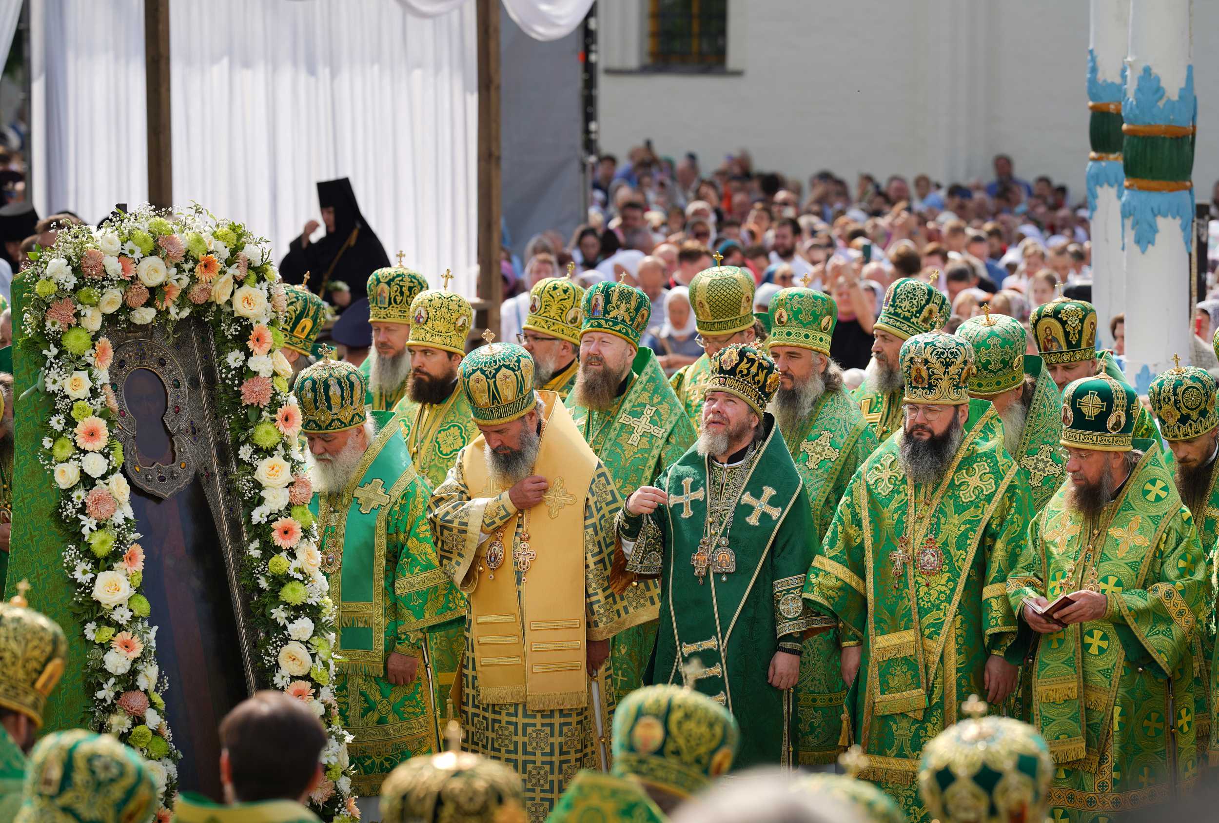 Сегодня православный праздник фото